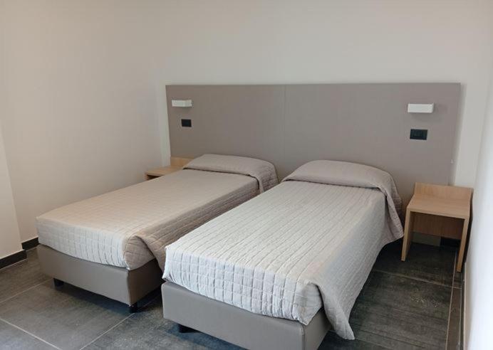 Tiby Hotel Modena Ngoại thất bức ảnh